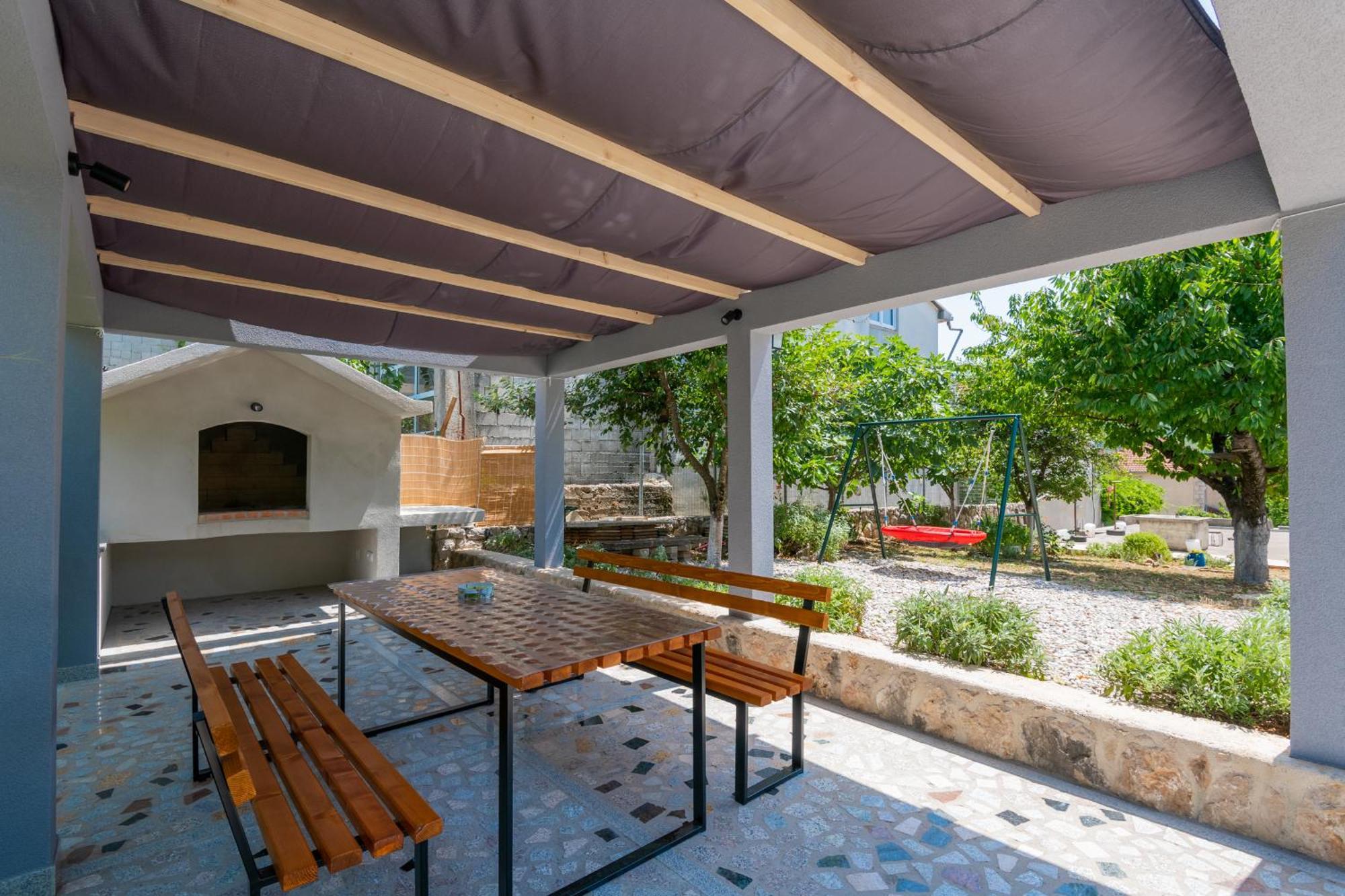Holiday Home Tone, Makarska - Drum Extérieur photo